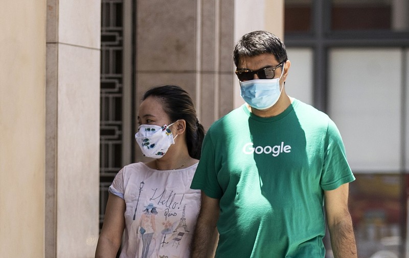Avertismentul unui epidemiolog cunoscut: SUA sunt la câteva săptămâni distanţă de momentul în care fiecare american va cunoaşte pe cineva care este grav bolnav