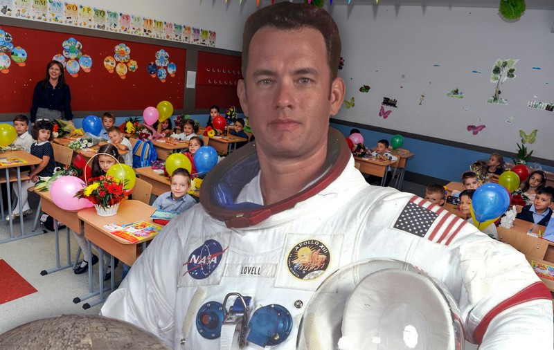 Vă amintiți scena din filmul Apollo 13? Un profesor spune cum ar arăta redeschiderea școlilor dacă deciziile ar fi luate de coordonatorii astronauților
