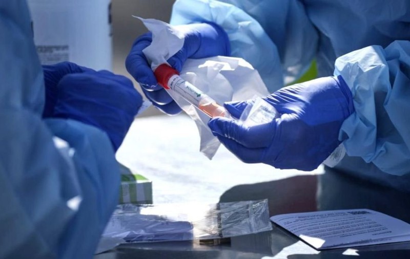 Focar de COVID-19 la o firmă de înghețată din Alba. Peste 25 de angajați au fost infectați