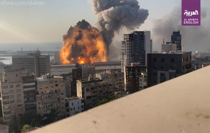 VIDEO | Noi imagini șocante cu explozia din Liban. "Am văzut acest imens nor portocaliu deasupra mea"