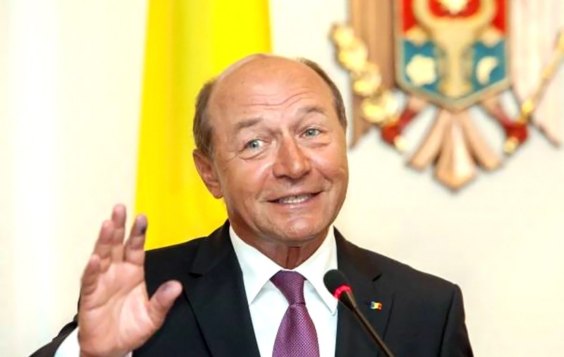 Mesajul lui Traian Băsescu pentru Victor Ponta: „În politică cel mai bun lucru este asumarea şi nu fuga de răspundere”