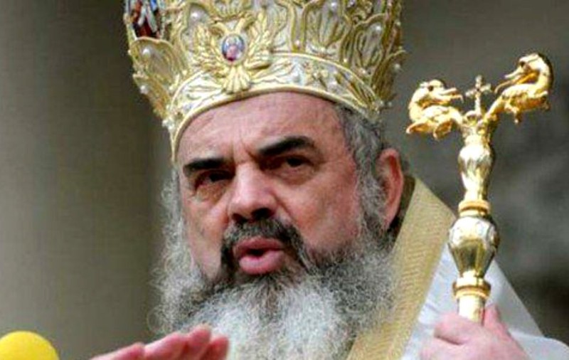 Plângere penală pe numele Patriarhului Daniel. Șeful BOR este acuzat de concepţii rasiste şi xenofobe