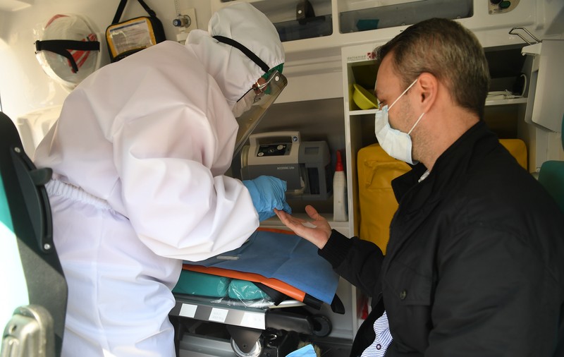 Prima localitate din România care intră în scenariul roșu în noul val de COVID. Rata infectărilor se apropie de pragul de 6 la mie