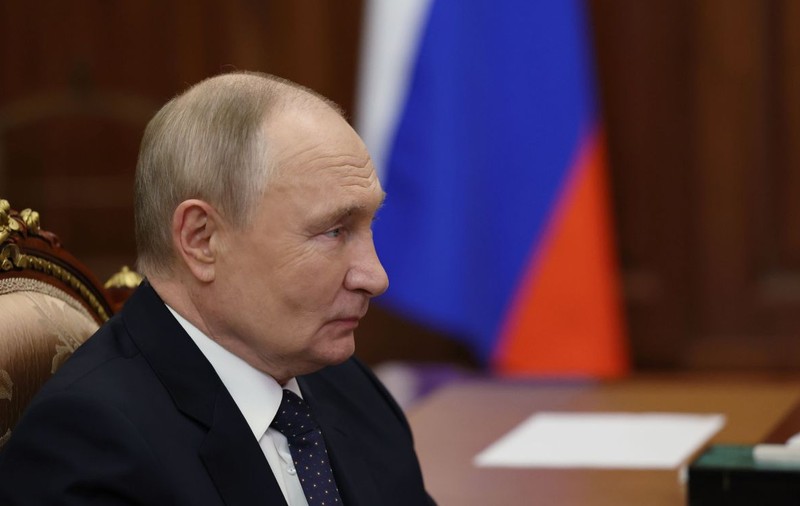 Vladimir Putin a aprobat bugetul federal al Rusiei pentru 2025-2027