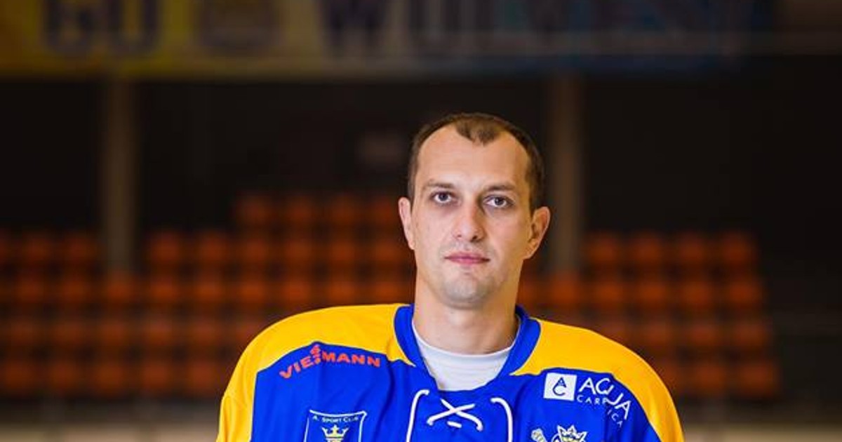 Dennis Zabludovski, în echipamentul Coronei Brașov.