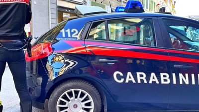 Un român din Italia este acuzat că și-a terorizat colega de serviciu: „Aprind lumânări pentru moartea ta”