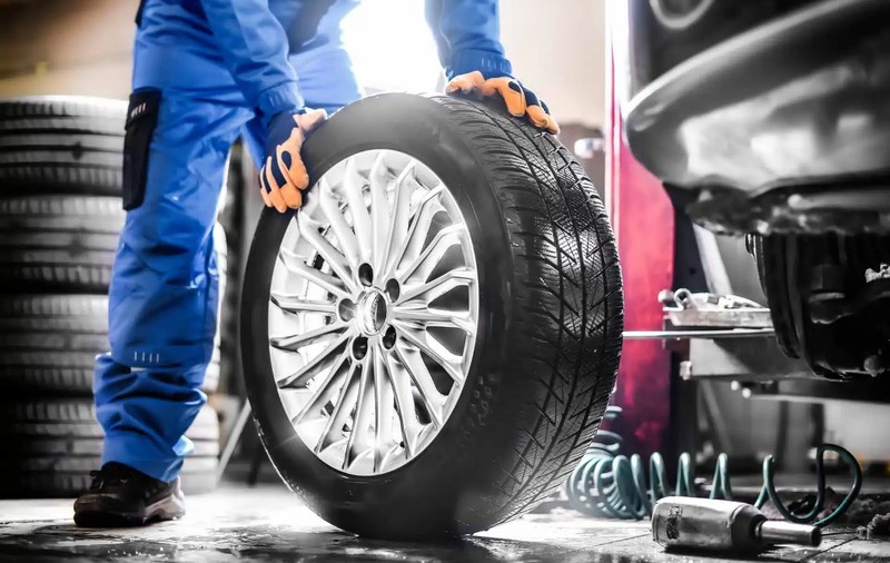 Când schimbi anvelopele de iarnă cu cele de vară? Minciuna regulii celor 7 grade