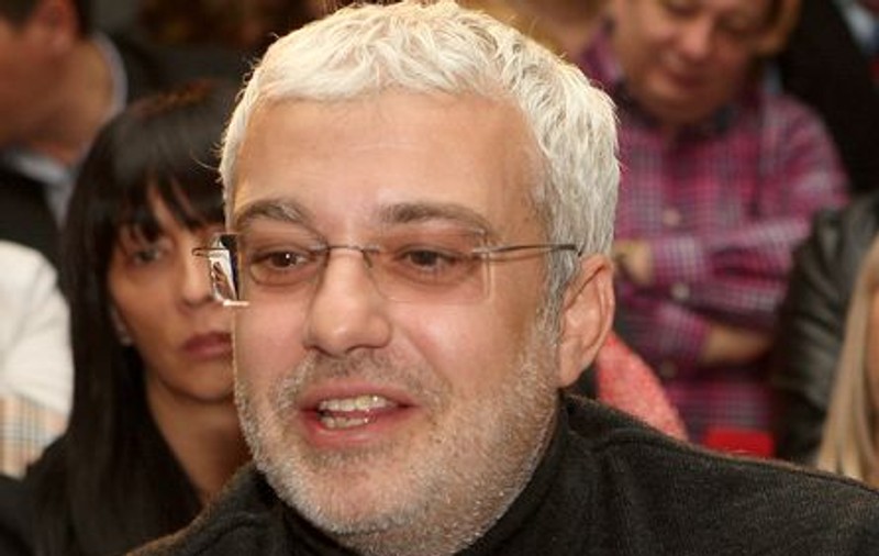La mulţi ani, Cătălin Crişan!