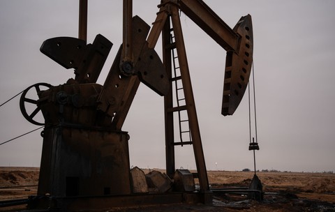 Europa s-ar putea confrunta cu penurii de petrol în câteva săptămâni, avertizează analiștii