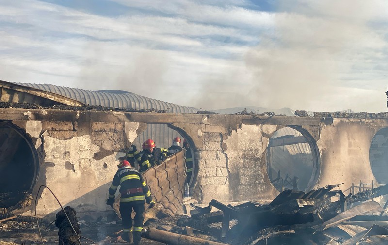 Mărturia unui tată care și-a pierdut fiica în incendiul de la Ferma Dacilor: „Am fost sunat de soție la prânz, că nu mai răspunde fata”