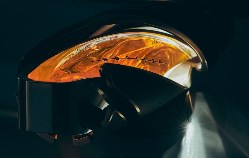 The Macallan și Bentley lansează Macallan Horizon, o ediție rară de whisky inspirată de poveștile celor două branduri