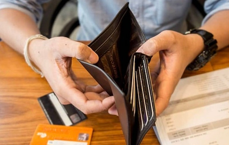 Cum să alegi o companie de microfinanțare de încredere în România: Sfaturi și sugestii