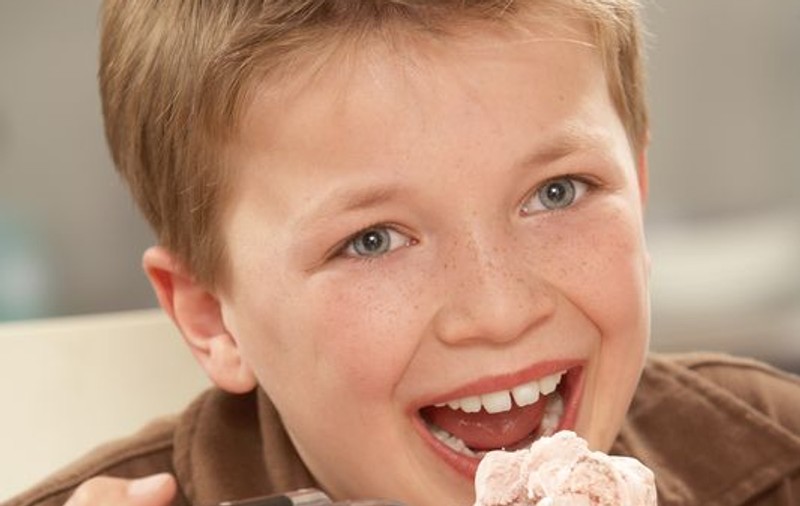 Ce nu trebuie să lipsească din alimentaţia copilului