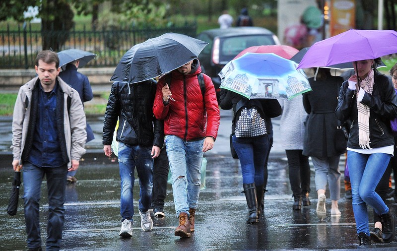 Când scăpăm de ploi și de frig. Meteorologii au anunțat prognoza pentru săptămâna viitoare