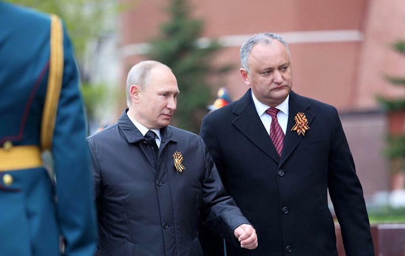 Mesajul lui Dodon pentru Putin după victorie: Rusia în frunte cu Putin a devenit simbolul speranţei pentru toate popoarele