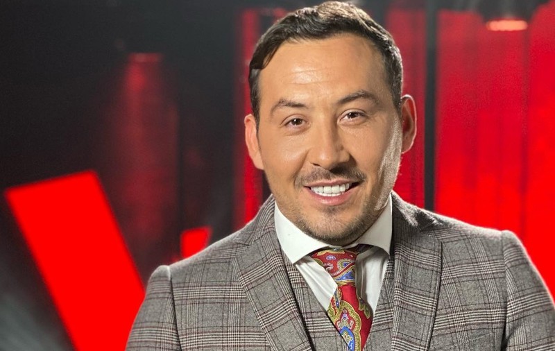 Ștefan Stan a devenit tată. Soția artistului a născut o fetiță perfect sănătoasă. „Mă simt cel mai fericit om de pe pământ”