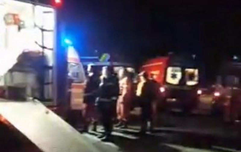 Explozie la stația de încărcare a buteliilor din Ștei. Zece persoane rănite, a fost activat planul roșu de intervenție