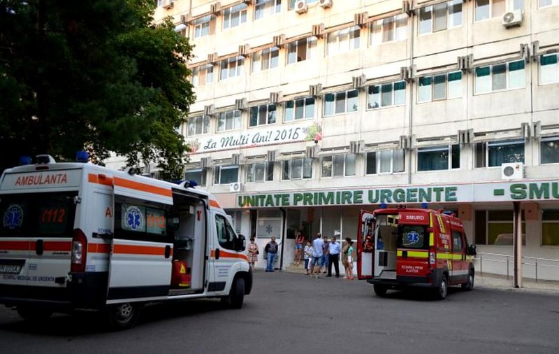 Managerul SJU Focşani, internat cu COVID-19, reclamă că este ţinut intenţionat în spital pentru a putea fi schimbat din funcţie