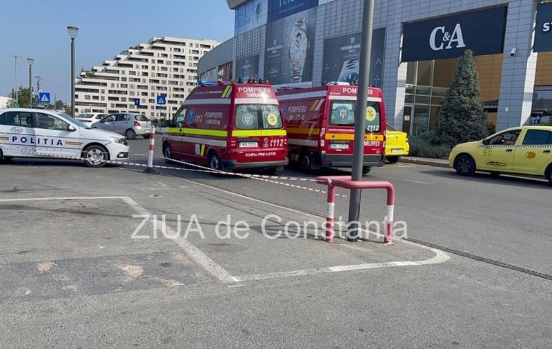 Bărbatul care a înjunghiat o femeie în parcarea unui mall din Constanța, reţinut pentru 24 de ore