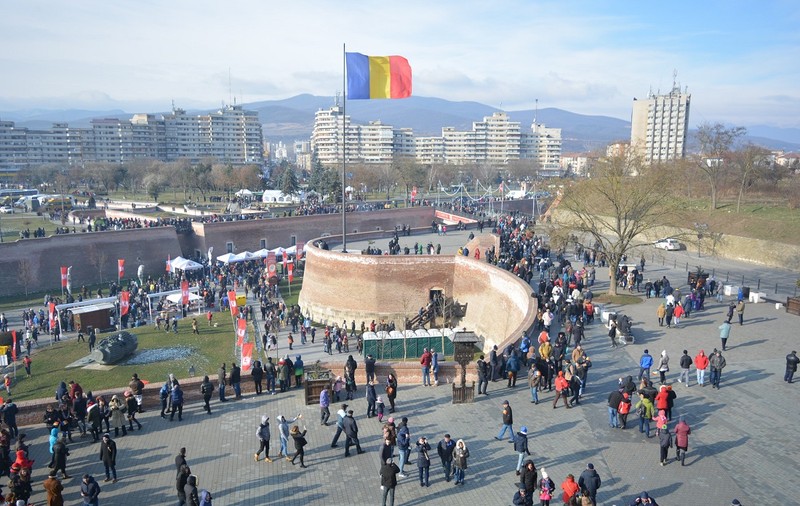 Primarul din Alba Iulia, despre Ziua Națională: „Cei care vor să vină la 1 Decembrie vor fi primiți cu drag”. Orașul ar putea ieși din carantină