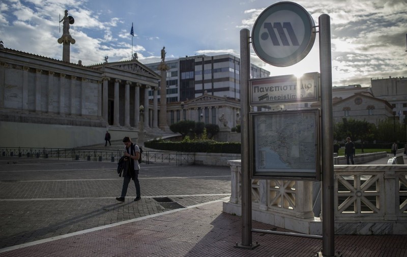 Grevă generală în transporturile din Grecia. Avertismentul MAE pentru români