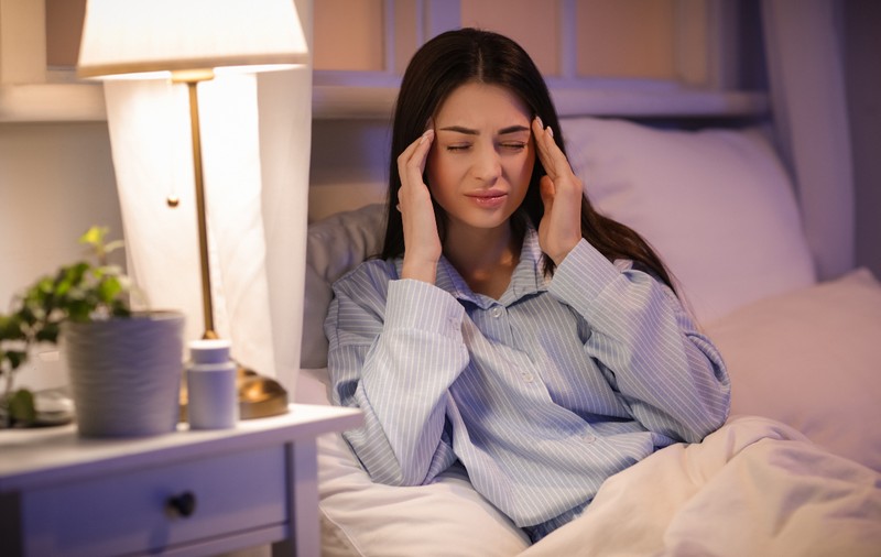 Insomnia cronică accelerează îmbătrânirea creierului și crește riscul de demență, arată un nou studiu