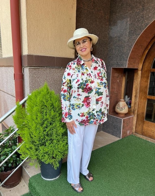 Demachiantul natural pe care Irina Loghin îl folosește la 85 de ani: „Le sfătuiesc pe toate doamnele ca niciodată să nu se culce cu machiaj pe față”