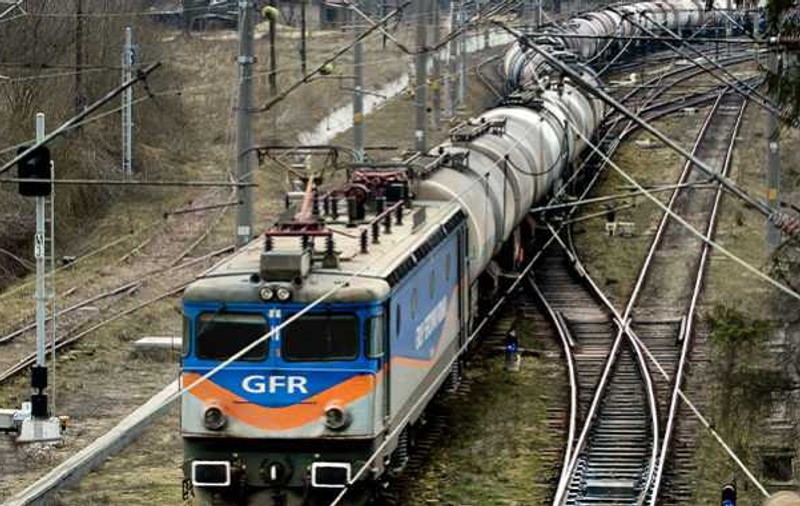 Risc de explozie în gara din Caracal, după o scurgere de gaz dintr-un tren de marfă. Călătorii și personalul, evacuați