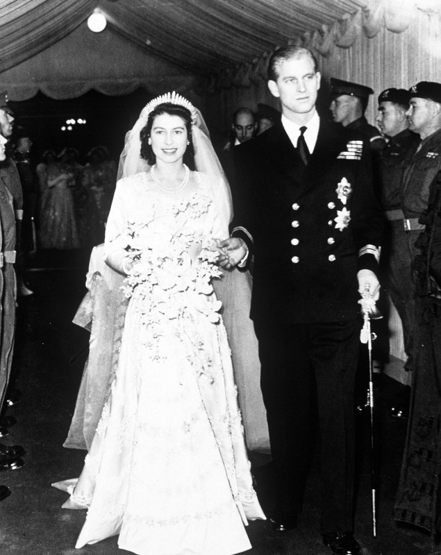 Regina Elisabeta a II-a și prințul Philip, 73 de ani de căsătorie. Suverana a murit la un an după soțul despre care spunea „a fost forța mea”