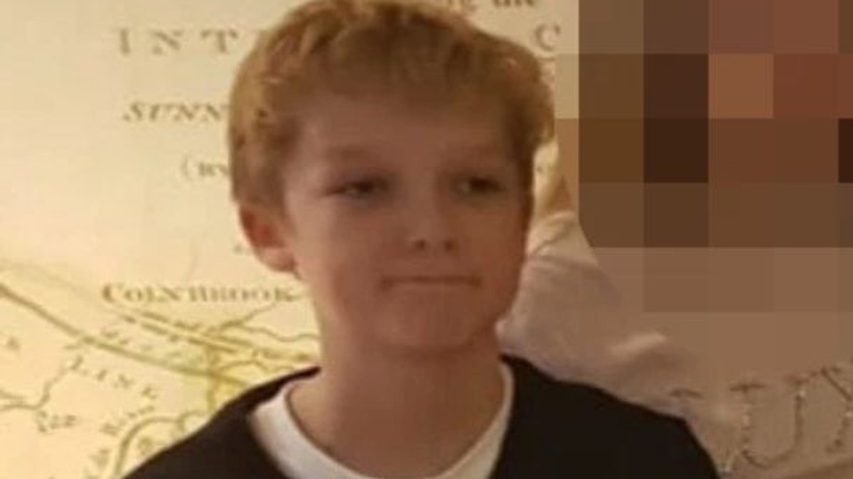 Un băiat de 14 ani s-a aruncat în fața trenului pentru că era hărțuit la școală