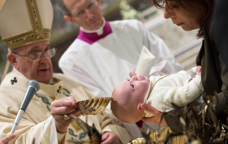 Papa Francisc, GEST REMARCABIL! A lăsat-o să se DEZGOLEASCĂ ÎN CAPELA SIXTINĂ