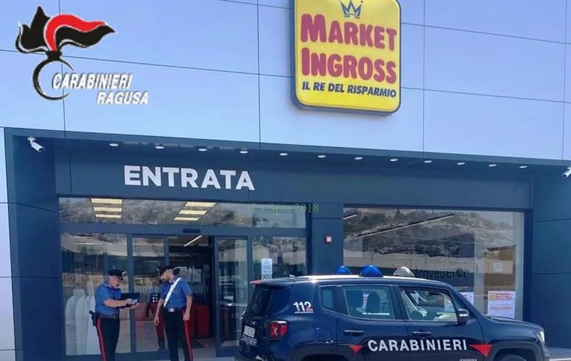„Teroarea” supermarketurilor, românul care de doi ani a băgat groaza în angajații unor magazine, a fost în cele din urmă arestat, în Italia