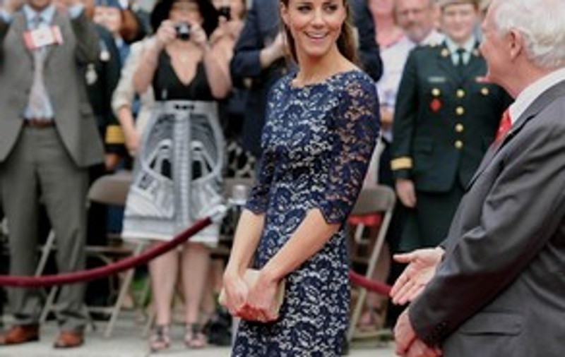 Foto | Cât de elegantă a fost Kate Middleton la vizita în Canada!
