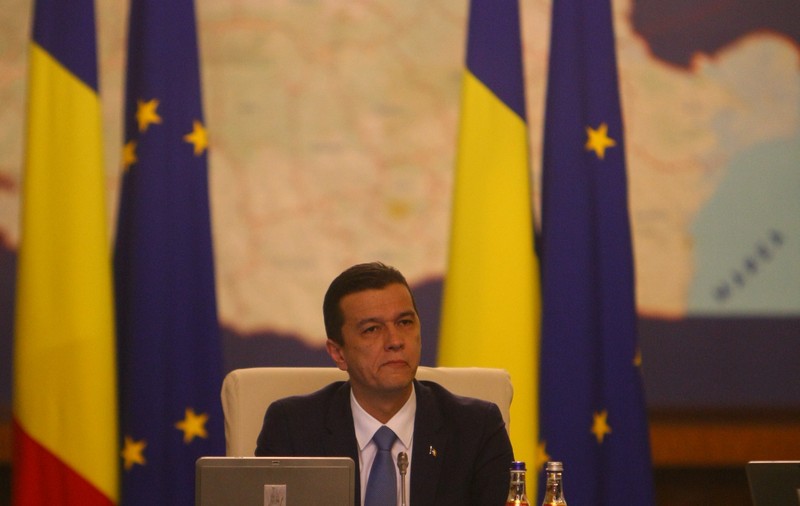 Grindeanu, nemulțumit că bugetul nu e promulgat de Iohannis: Toată munca Guvernului e întârziată
