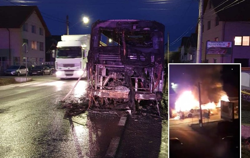 VIDEO | Un autocar cu 30 de oameni care se duceau la muncă a luat foc și s-a făcut scrum la Șura Mare, în Sibiu