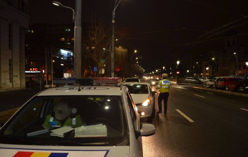 Razie de amploare a polițiștilor printre taximetriști și șoferi UBER, în București. Au fost aplicate zeci de amenzi