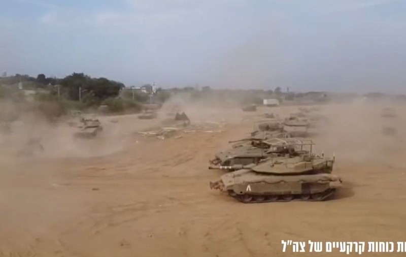Armata israeliană „a intrat mai adânc în teritoriul condus de Hamas”. Imagini cu incursiunea terestră începută vineri noapte - VIDEO