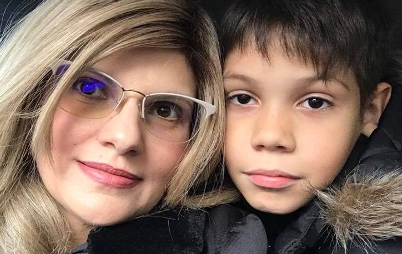 EXCLUSIV| Andreea Anghel, mama băiețelului ucis de maidanezi, a primit un cadou emoționant de 8 Martie