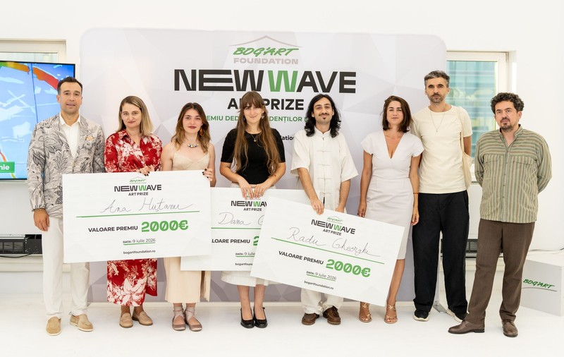 Fundația Bog’Art a premiat trei studenți care au creat, pentru NEW WAVE Art Prize, lucrări de artă inspirate de evoluția AI