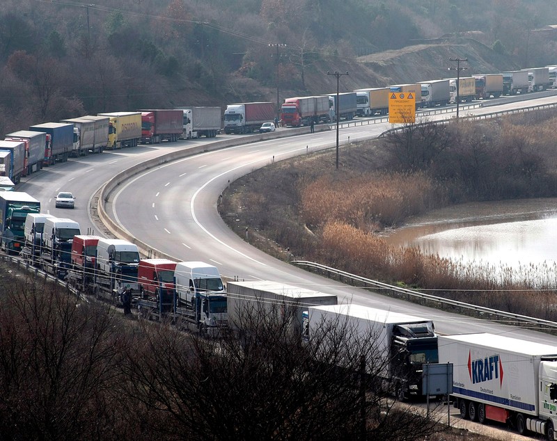 UPDATE | Coșmarul transportatorilor s-a încheiat. Circulația între Grecia și Bulgaria a fost reluată