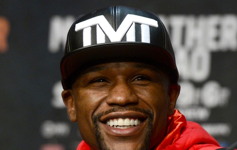 Floyd Mayweather revine în ringul de box. Cine este adversarul