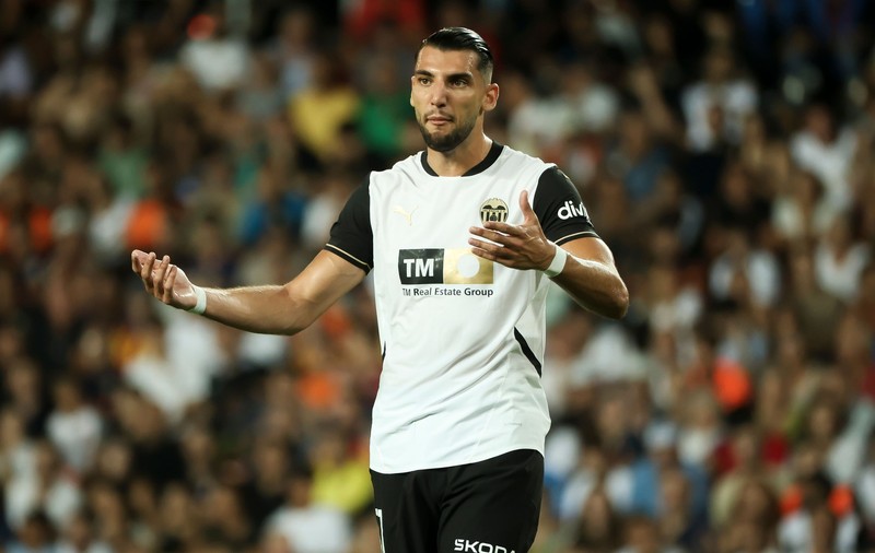 Rafa Mir, atacantul echipei Valencia, arestat pentru agresiune sexuală