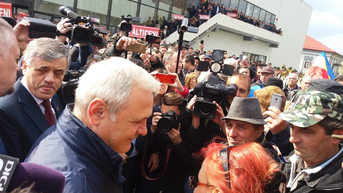 Dragnea in multime