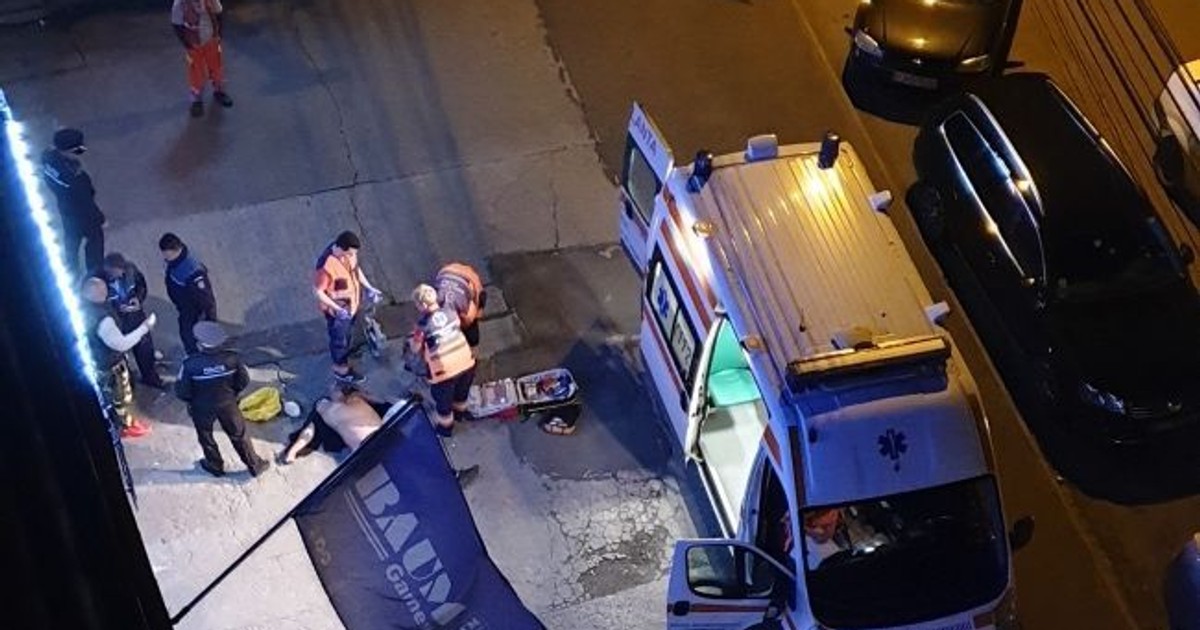 Un bărbat a murit după ce a primit un pumn pe stradă. Scandalul a avut loc în centrul orașului Turda