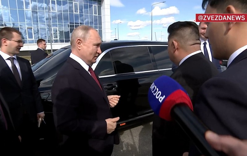 Kim Jong Un a folosit prima oară limuzina blindată trimisă de Putin în februarie. „Mașina e de încredere!”