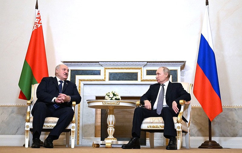 Presa de la Moscova dezvăluie meniul „prânzului de lucru” Putin-Lukașenko, organizat după ședința Consiliului Suprem al Uniunii Rusia-Belarus
