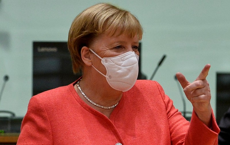 Merkel avertizează, într-o reuniune cu ușile închise, că Germania este pe punctul de a pierde controlul epidemiei COVID