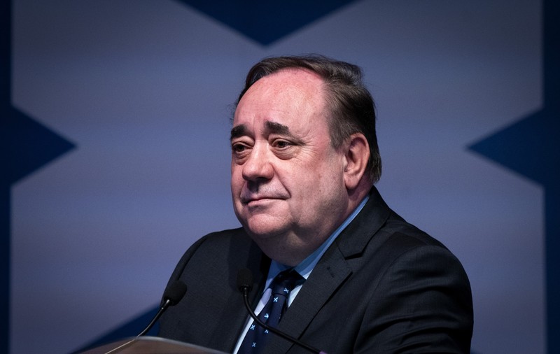 Alex Salmond, fost premier al Scoţiei, a murit după ce s-a prăbuşit în urma unui discurs ținut în Macedonia de Nord