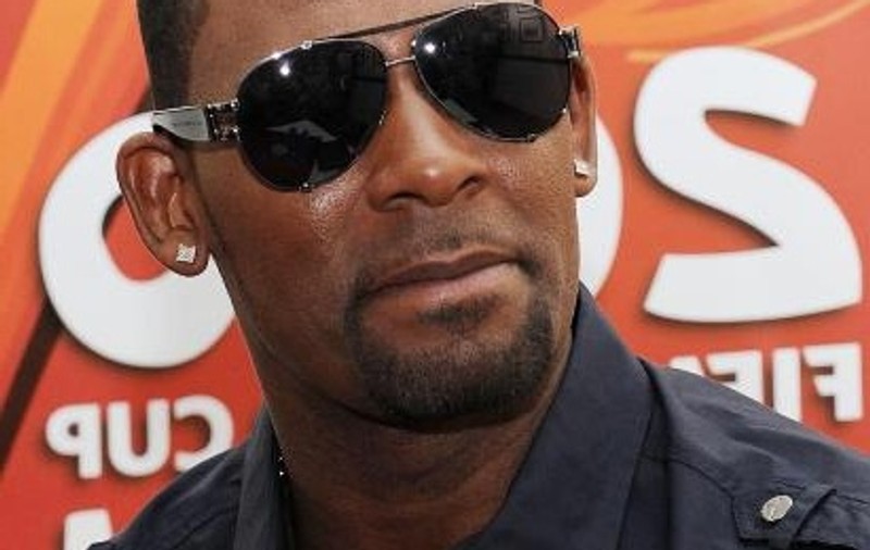 Cântăreţul R. Kelly, operat de urgenţă 