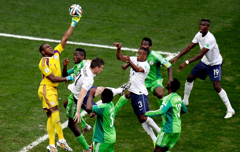 FIFA i-a retras suspendarea Federaţiei Nigeriane de Fotbal